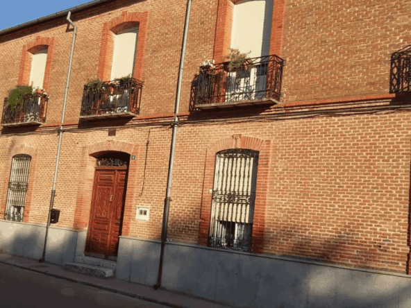 Donhierro property